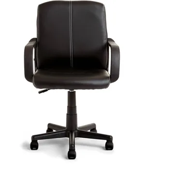 Кожаное офисное кресло на колесиках со средней спинкой, оснащенное уникальными формованными и изогнутыми подлокотниками для уменьшения давления на плечи.