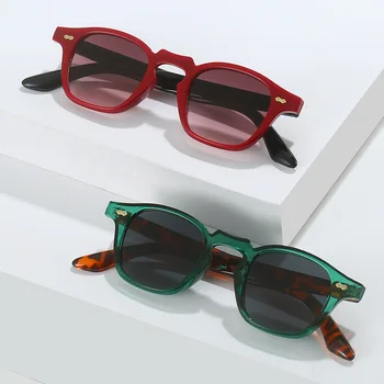 Солнцезащитные очки в классической оправе YOOSKE, женские модные Повседневные Солнцезащитные очки с заклепками, Ретро-панк UV400, Солнцезащитные очки для улицы